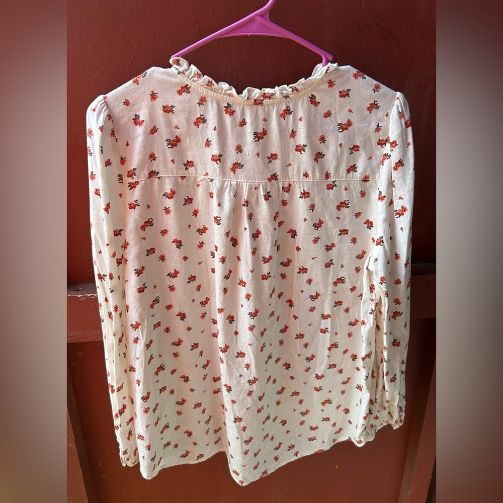 Daily Thread Floral Ruffled Blouse - Picture 2 of 5